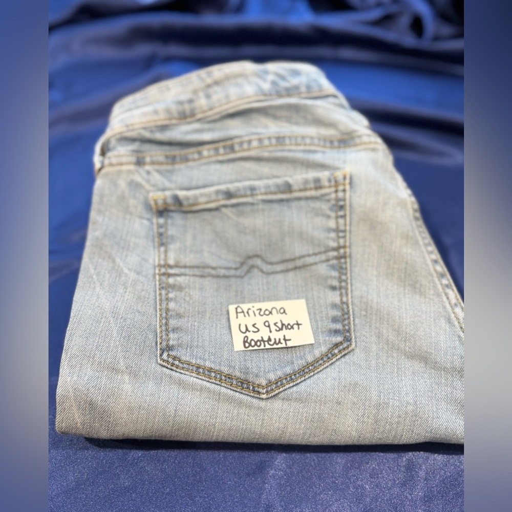 Arizona Boot Cut Jeans Sz 9 Short